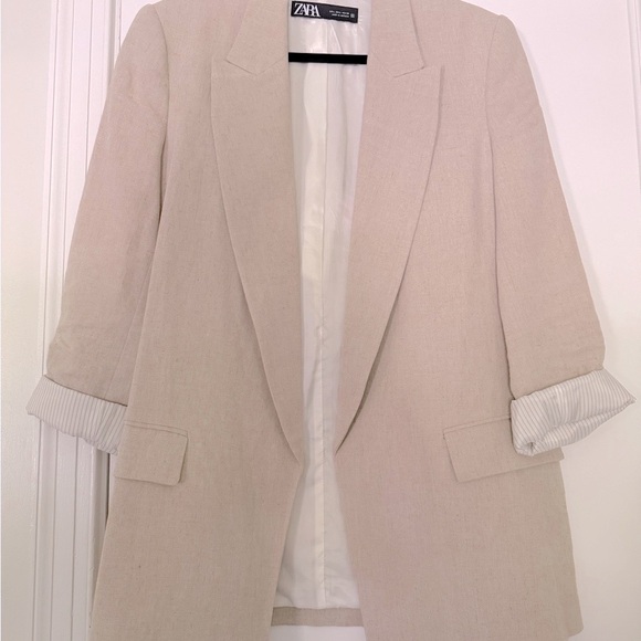 EUC - Zara Beige linen Blazer - size L - Picture 3 of 7